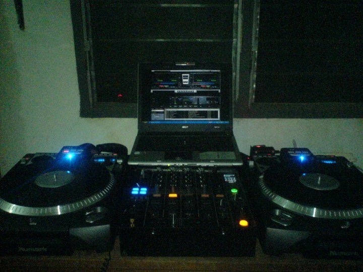 Full set up of Black DJ